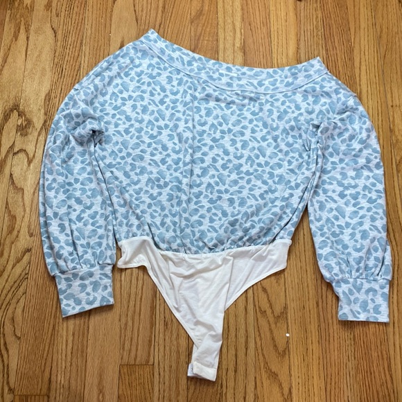 Le Lis Tops - Le Lis Bodysuit